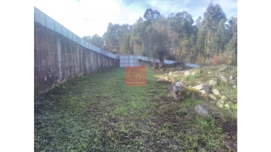 Quinta T2 para Venda em Perelhal Foto 4