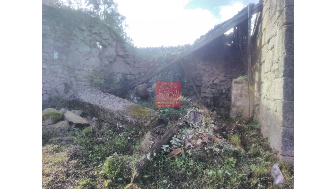 Quinta T2 para Venda em Perelhal Foto 12