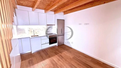 Moradia T1 para Venda em Paranhos