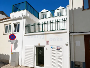 Loja para Venda em Peniche