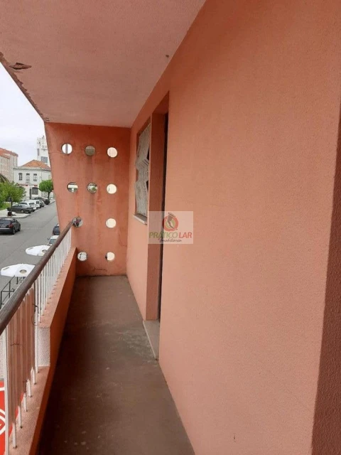 Loja para Arrendamento em Oliveira do Bairro