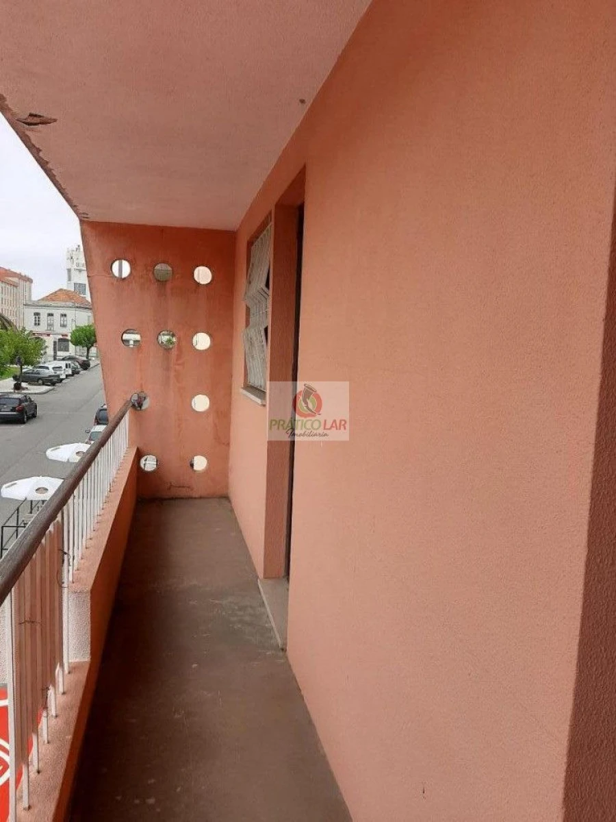 Loja para Arrendamento em Oliveira do Bairro Foto 6