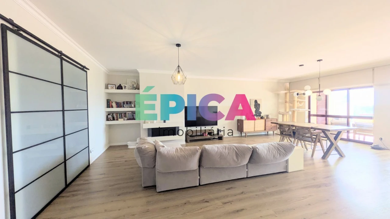Apartamento T4 para Venda em Queluz e Belas Foto 14