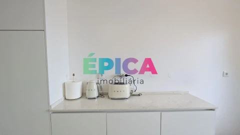 Apartamento T4 para Venda em Queluz e Belas