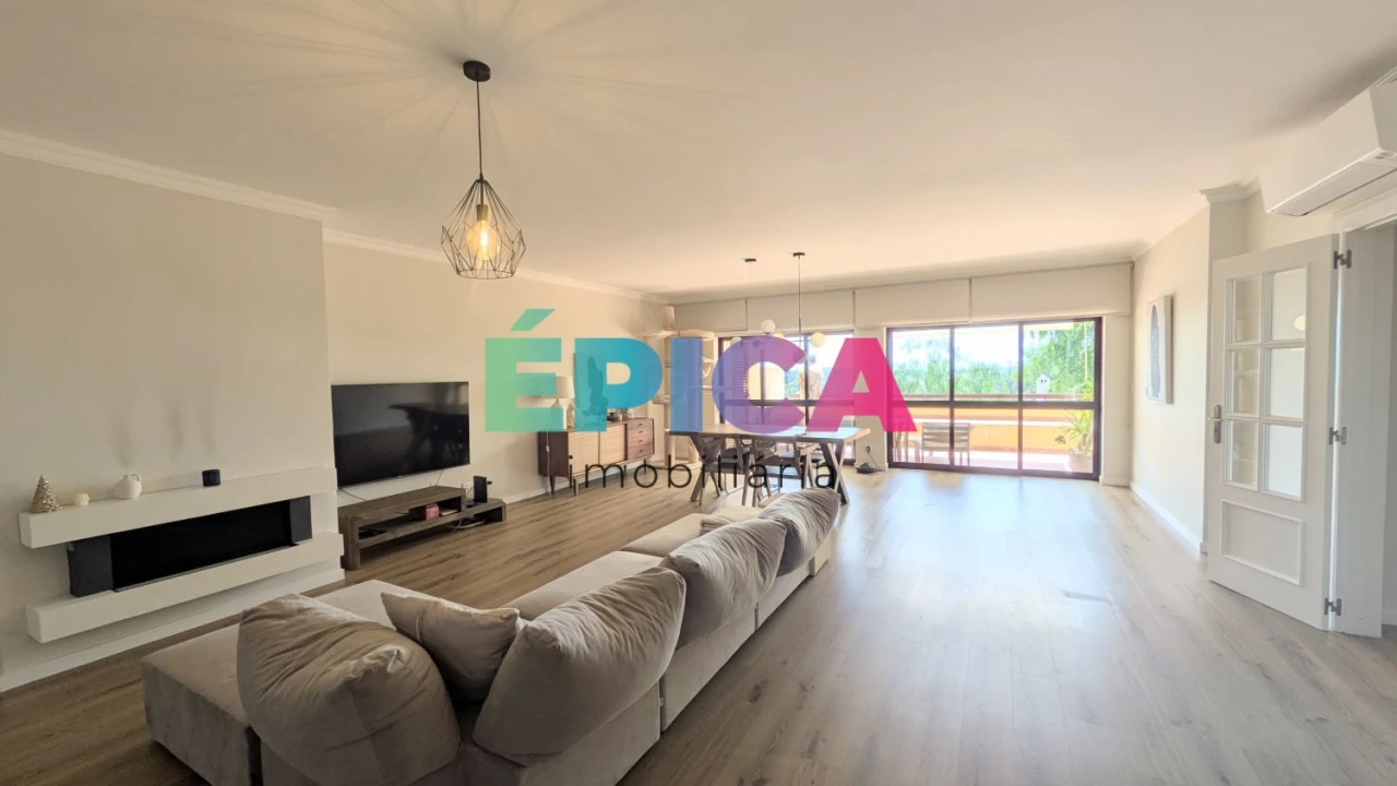 Apartamento T4 para Venda em Queluz e Belas Foto 3