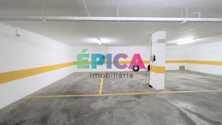 Apartamento T4 para Venda em Queluz e Belas Foto 57