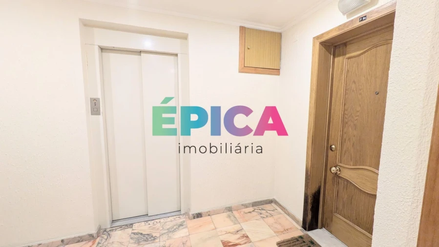 Apartamento T4 para Venda em Queluz e Belas Foto 58