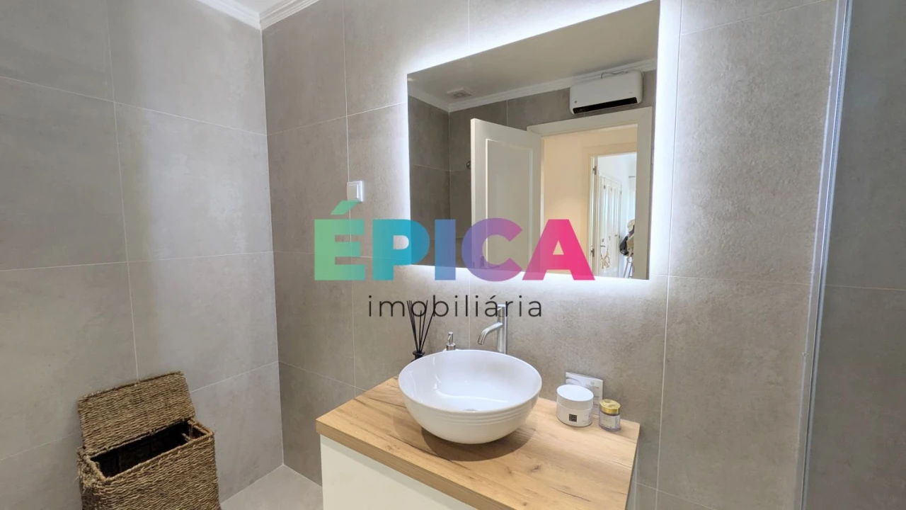 Apartamento T4 para Venda em Queluz e Belas Foto 54