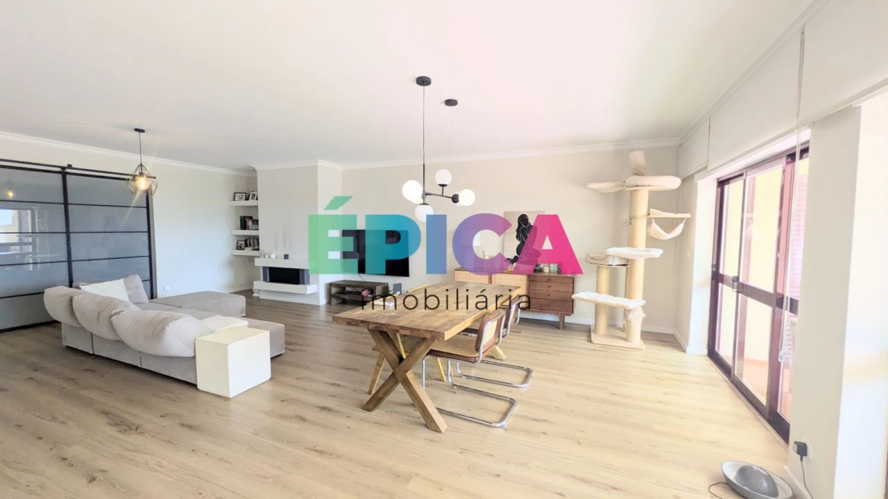 Apartamento T4 para Venda em Queluz e Belas Foto 15