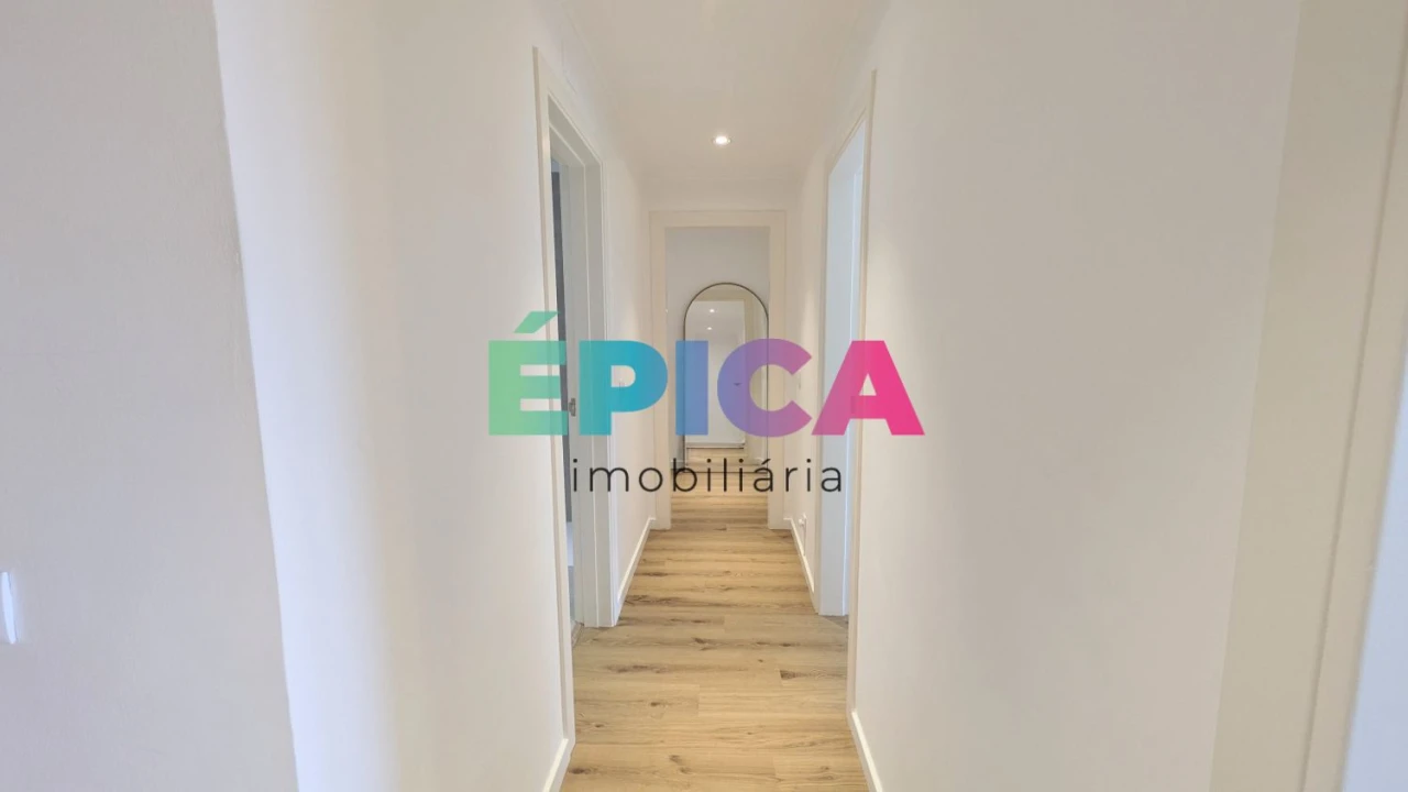 Apartamento T4 para Venda em Queluz e Belas Foto 34