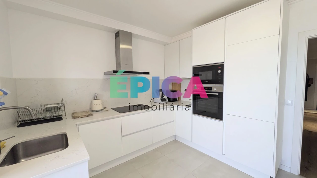 Apartamento T4 para Venda em Queluz e Belas Foto 25