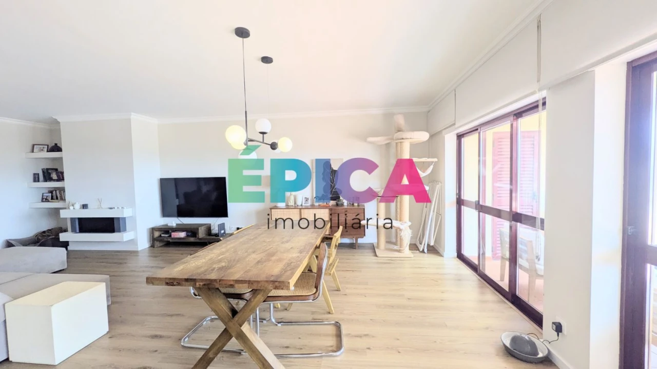 Apartamento T4 para Venda em Queluz e Belas Foto 17