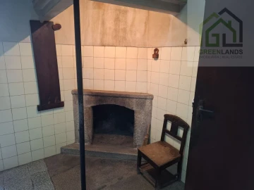 Moradia T2 para Venda em Nogueira do Cravo