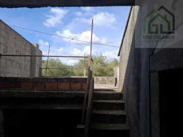 Moradia T2 para Venda em Nogueira do Cravo