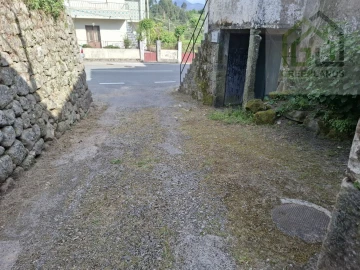 Moradia T2 para Venda em Nogueira do Cravo