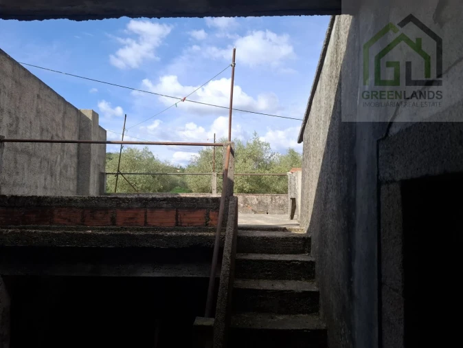 Moradia T2 para Venda em Nogueira do Cravo Foto 24