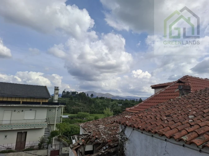 Moradia T2 para Venda em Nogueira do Cravo Foto 8