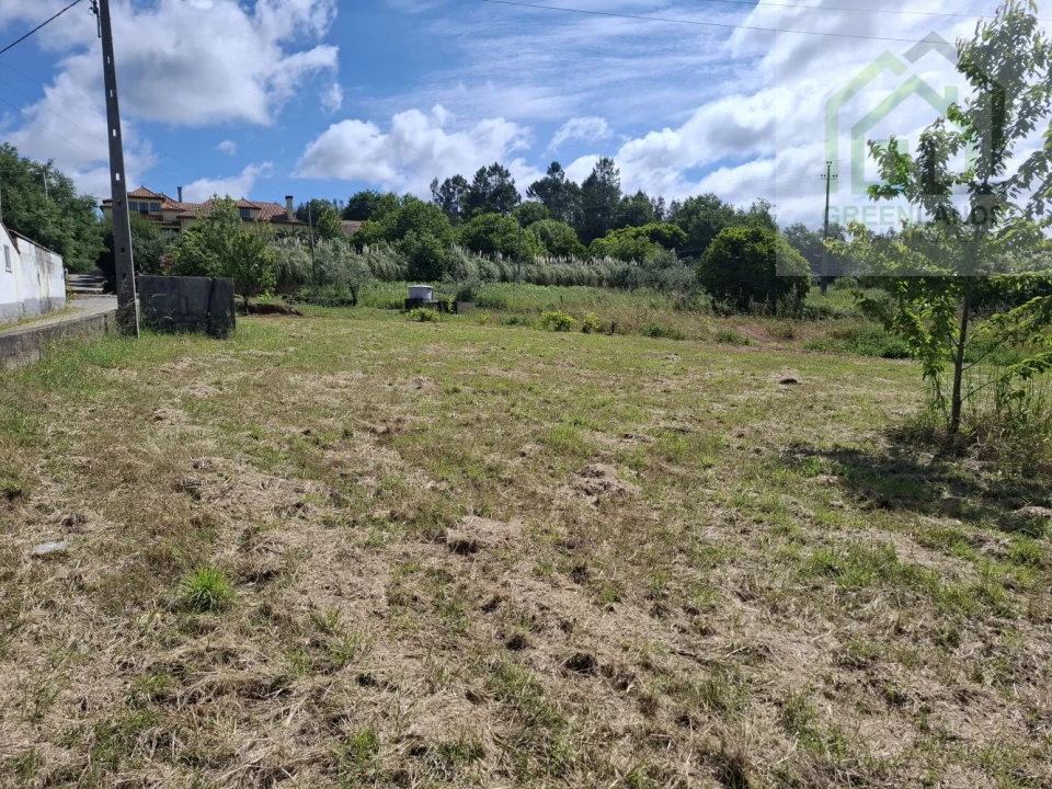 Moradia T4 para Venda em Espariz e Sinde Foto 10
