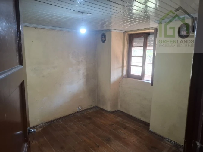 Moradia T4 para Venda em Espariz e Sinde Foto 34