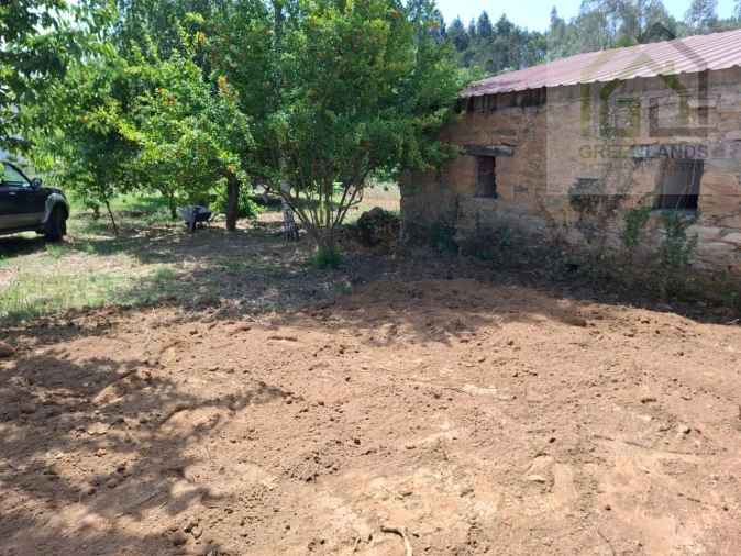 Moradia T4 para Venda em Espariz e Sinde Foto 53