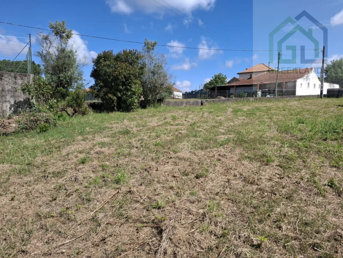 Moradia T4 para Venda em Espariz e Sinde Foto 12