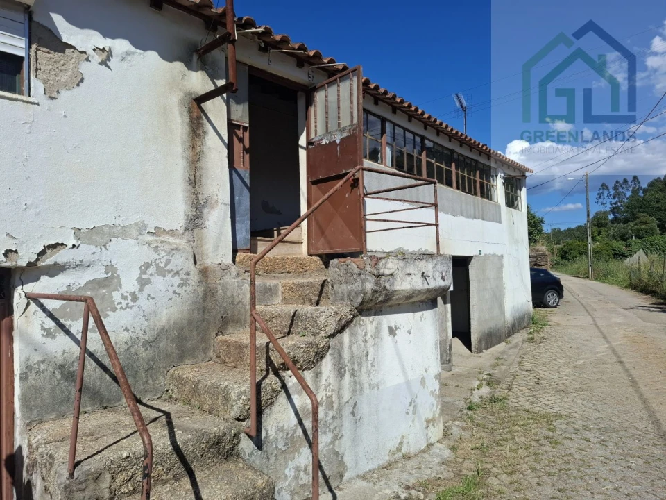 Moradia T4 para Venda em Espariz e Sinde Foto 15