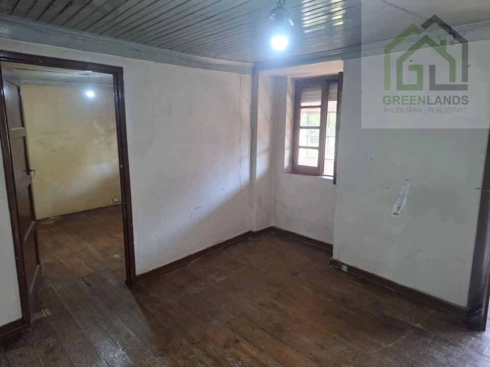 Moradia T4 para Venda em Espariz e Sinde Foto 29