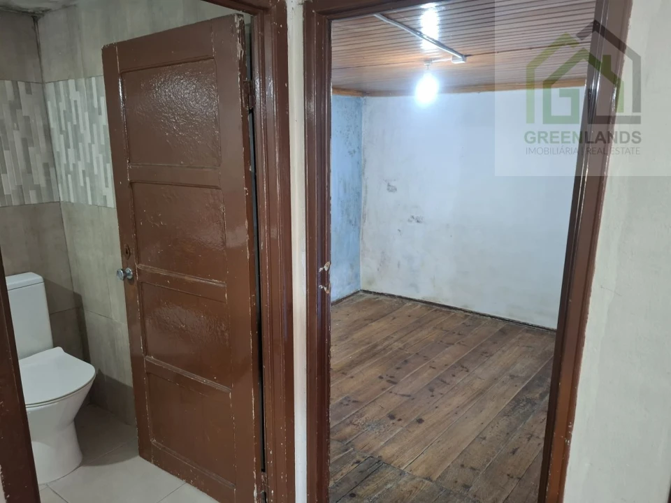 Moradia T4 para Venda em Espariz e Sinde Foto 30
