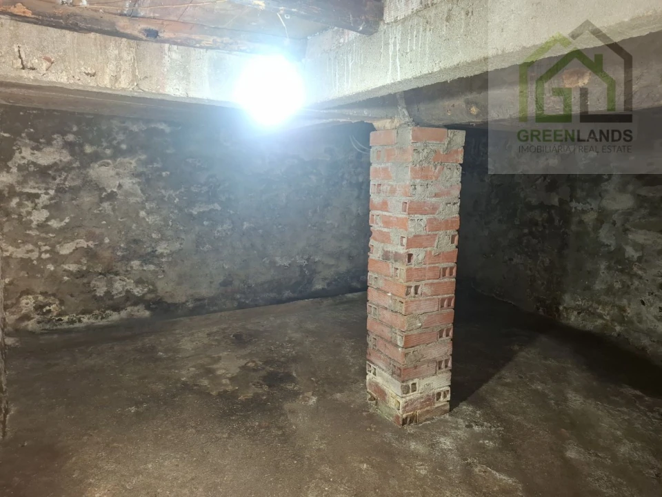 Moradia T4 para Venda em Espariz e Sinde Foto 37