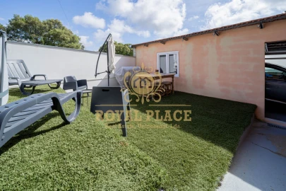 Moradia T4 para Venda em Arrifana