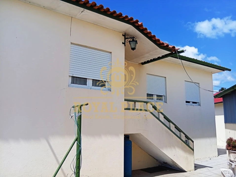 Moradia T4 para Venda em São Paio de Oleiros Foto 10