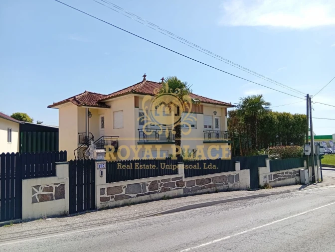 Moradia T4 para Venda em São Paio de Oleiros Foto 43