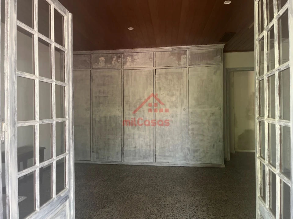 Armazém para Venda em Turcifal Foto 19