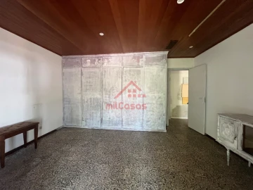 Armazém para Venda em Turcifal