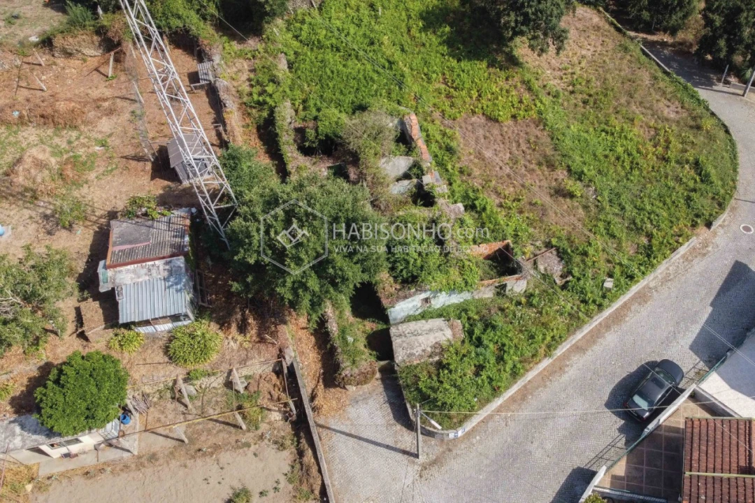 Terreno para Venda em Fânzeres e São Pedro da Cova Foto 2