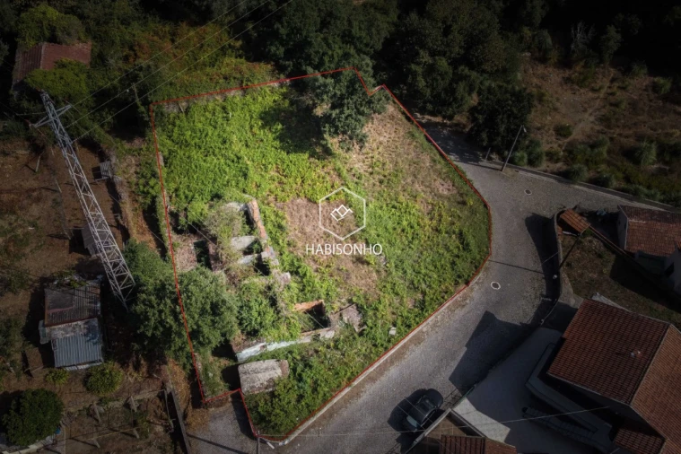 Terreno para Venda em Fânzeres e São Pedro da Cova Foto 3