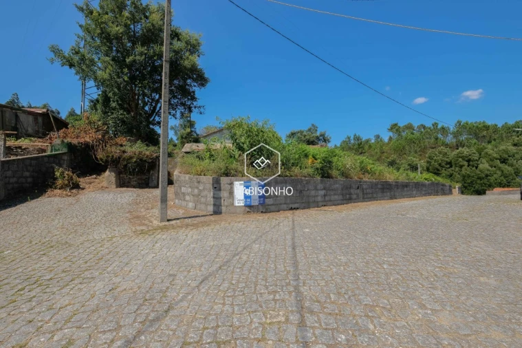 Terreno para Venda em Fânzeres e São Pedro da Cova Foto 12