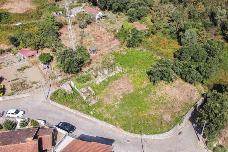 Terreno para Venda em Fânzeres e São Pedro da Cova Foto 8