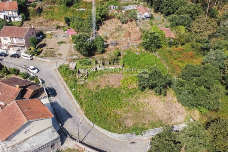 Terreno para Venda em Fânzeres e São Pedro da Cova Foto 10