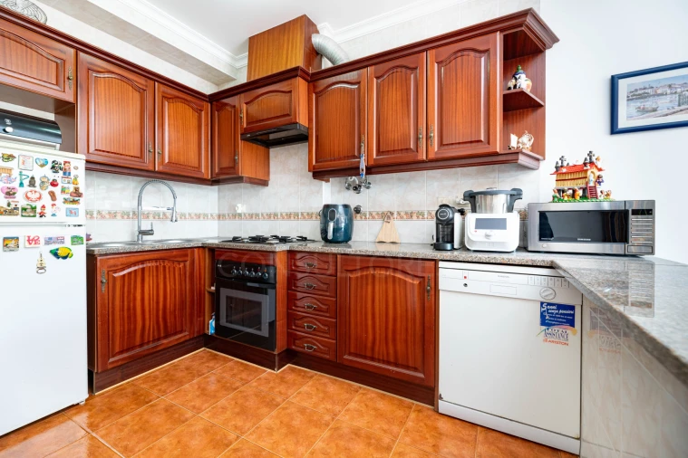 Apartamento T1 para Venda em Ericeira Foto 10