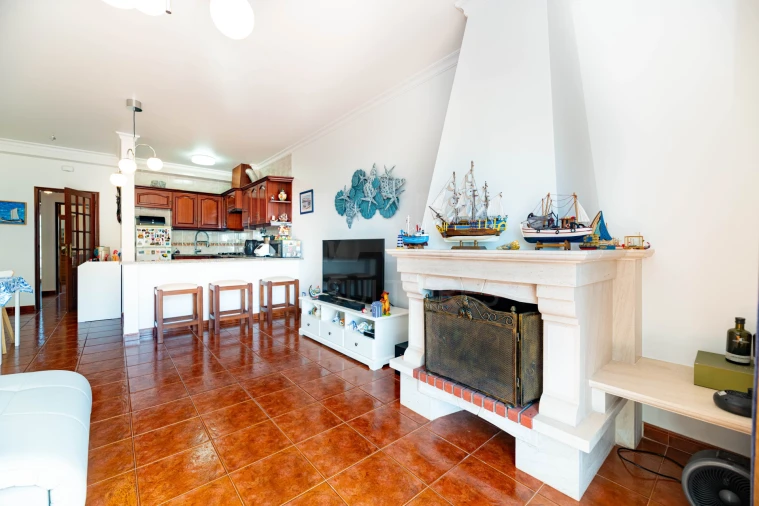 Apartamento T1 para Venda em Ericeira Foto 11
