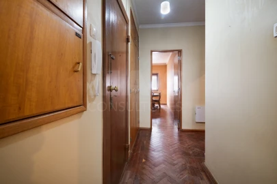Apartamento T4 para Venda em Oeiras e São Julião da Barra, Paço de Arcos e Caxias