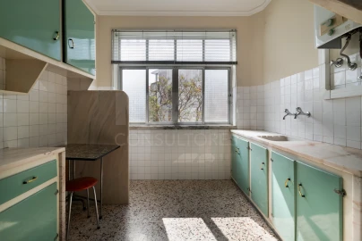 Apartamento T4 para Venda em Oeiras e São Julião da Barra, Paço de Arcos e Caxias