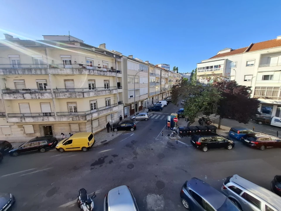 Apartamento T2 para Venda em Venteira Foto 16