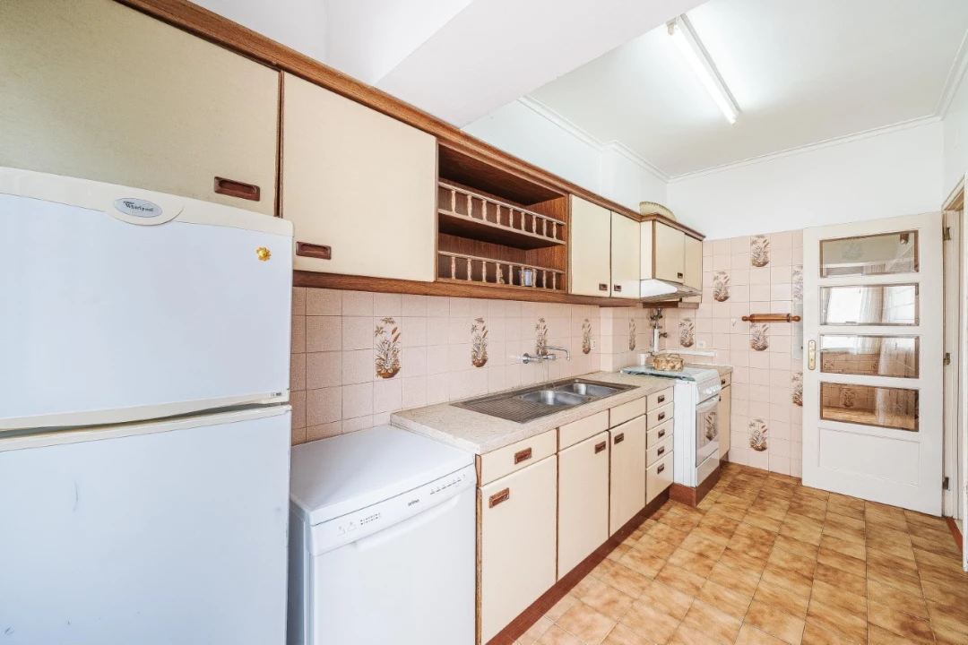 Apartamento T2 para Venda em Venteira Foto 3