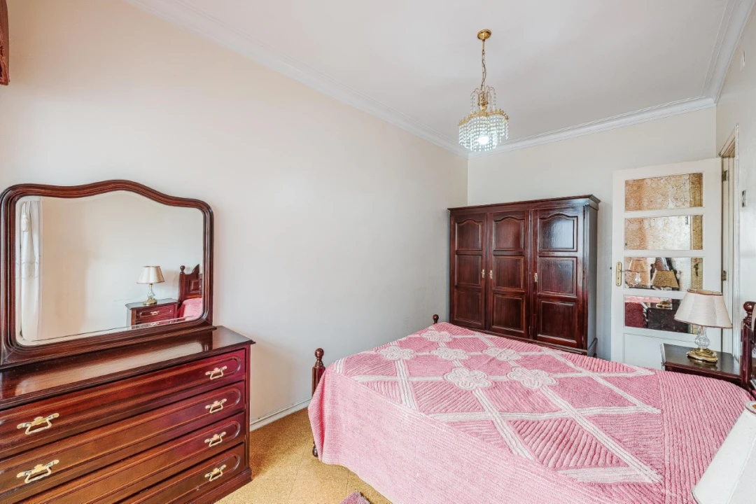 Apartamento T2 para Venda em Venteira Foto 6