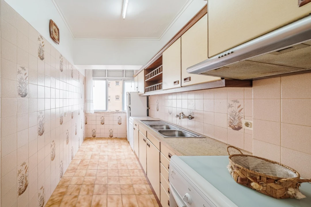 Apartamento T2 para Venda em Venteira Foto 23