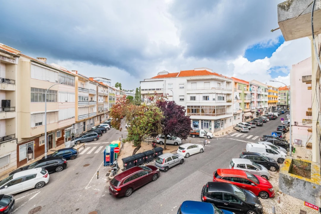 Apartamento T2 para Venda em Venteira Foto 33