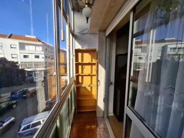 Apartamento T2 para Venda em Venteira