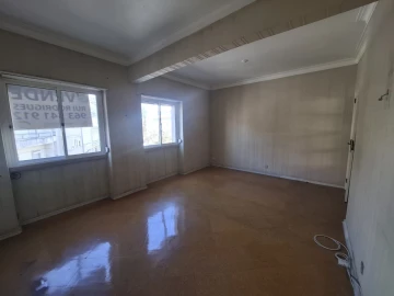 Apartamento T2 para Venda em Venteira